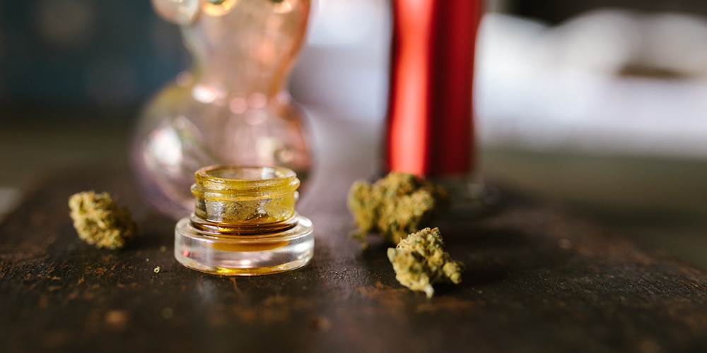 glass jar with thc oil used for dabbing