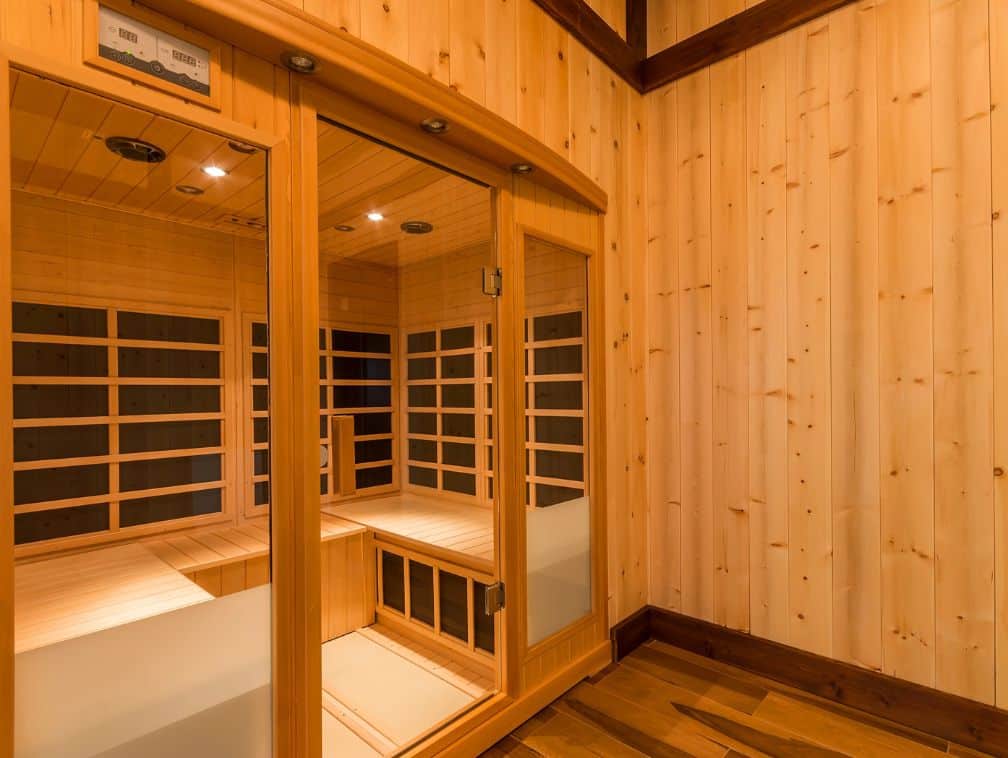 sauna cabin